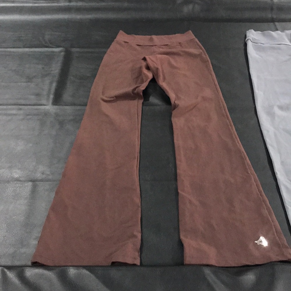 Brown yoga pants